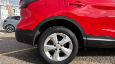 Nissan Qashqai 1.3 DiG-T Acenta Premium 5dr Petrol Hatchback